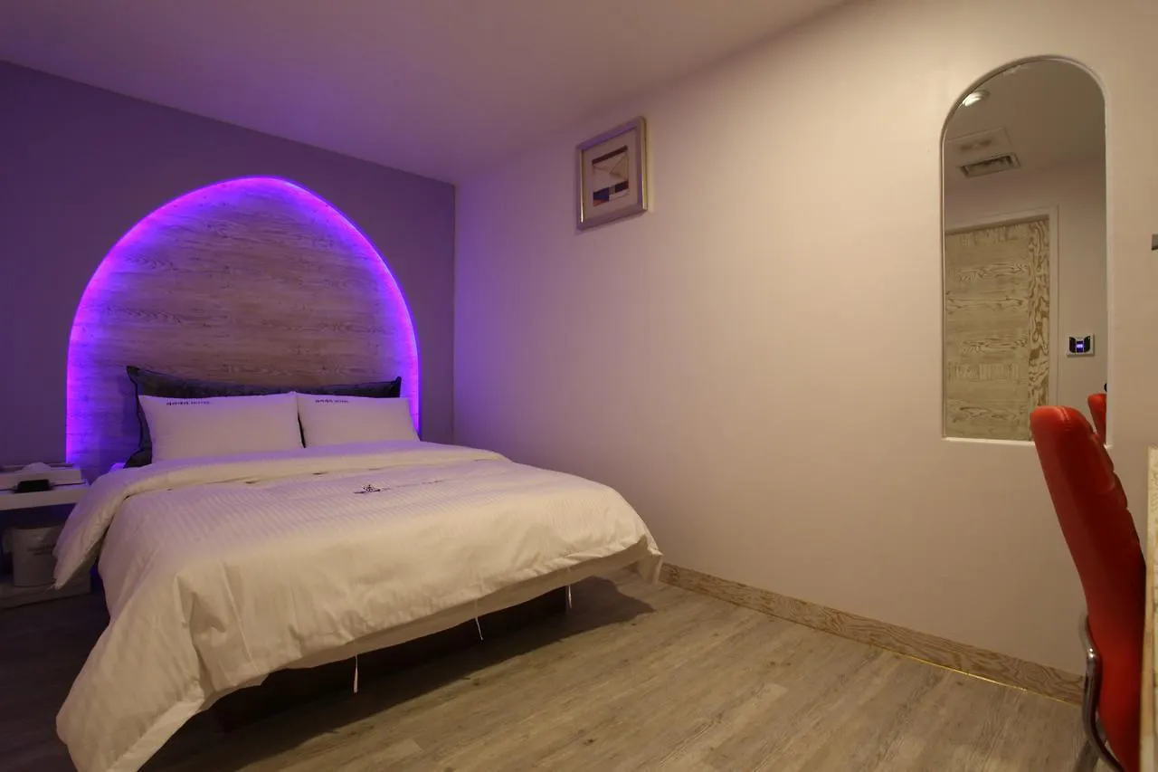 Riviera Motel Goyang