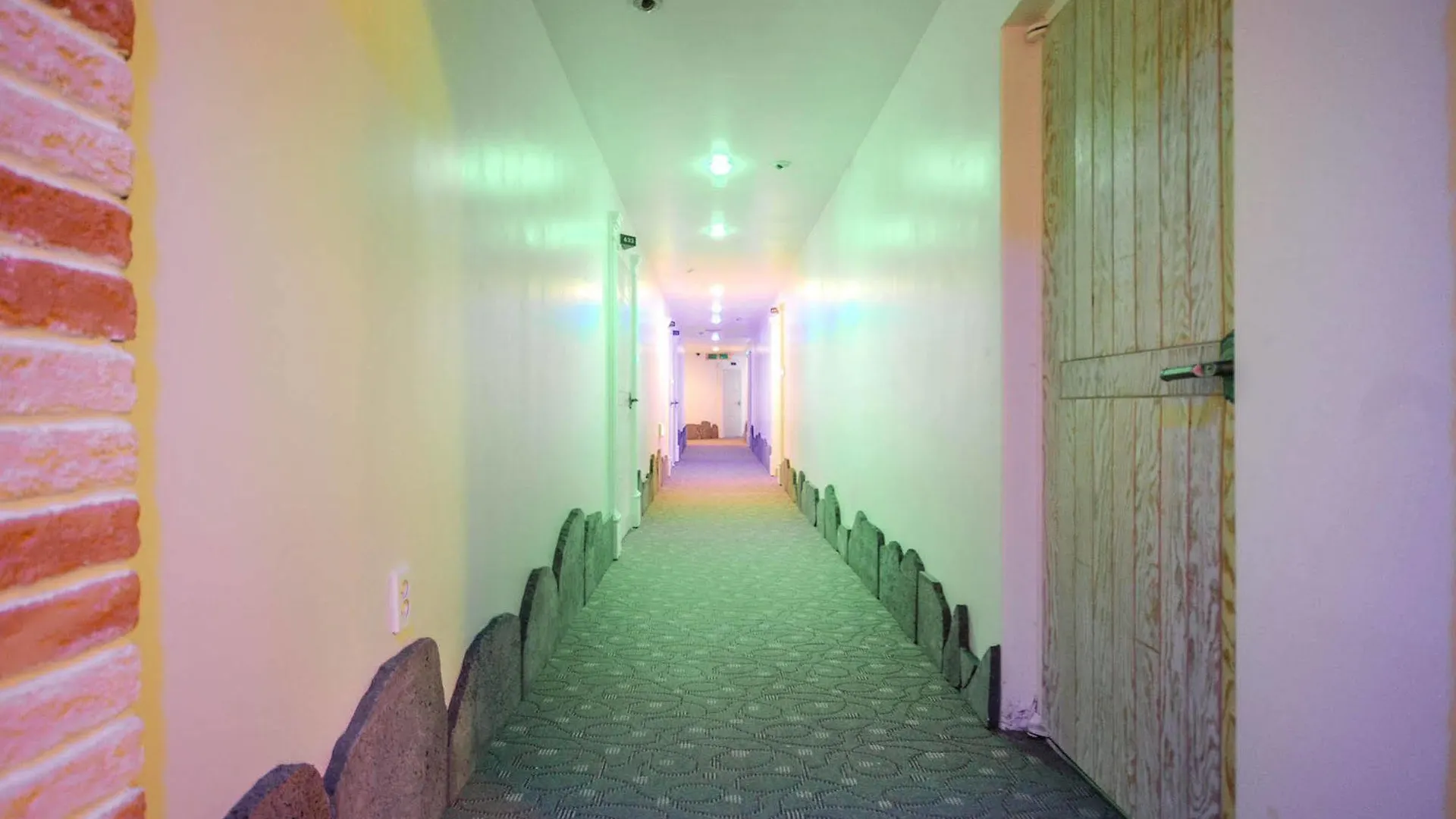 Riviera Motel Goyang
